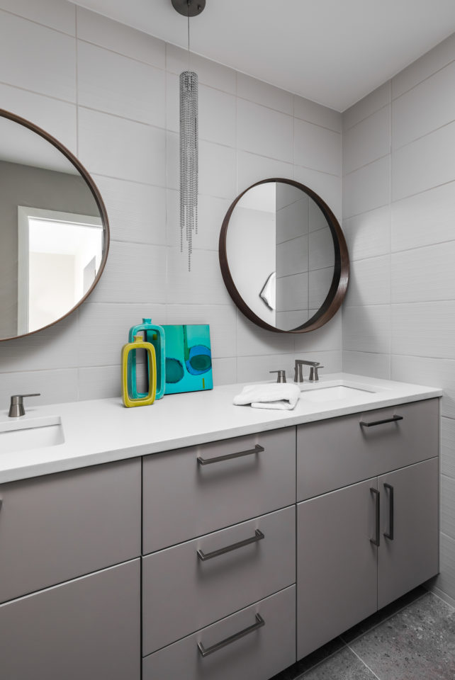 His and her bathroom quartz vanity