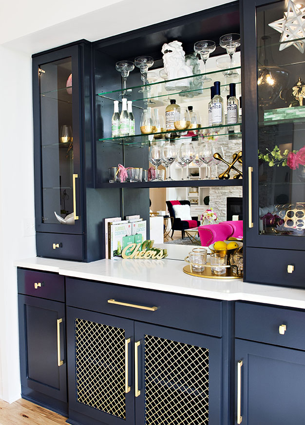 Navy outlet wet bar